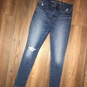 American Eagle High Waisted Skinny Jeans 👖